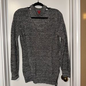 Guess sweater